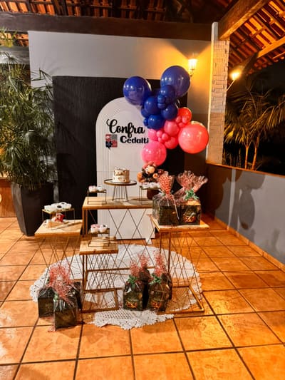 Decoração de confraternização de empresa colorida em Porto Velho